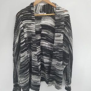 BCBGeneration black grey and white open front cardigan sweater M/L